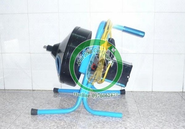 M&aacute;y th&ocirc;ng bồn cầu từ c&ocirc;ng ty ch&uacute;ng t&ocirc;i.