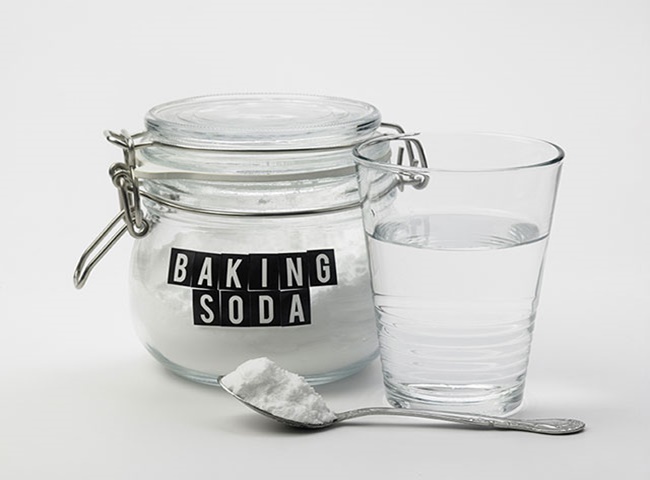 Bồn rửa bát bị trào ngược khắc phục bằng baking soda