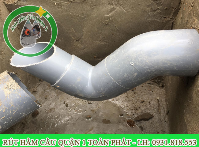 hố ga thoát sàn bị khô