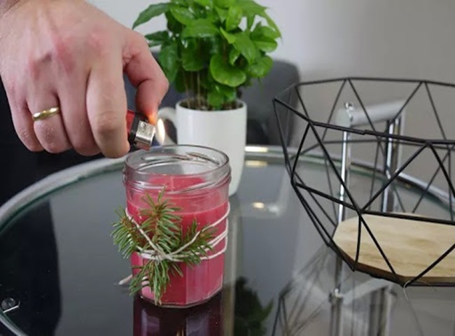 Làm lọ hương thơm phòng ngủ bằng nến thơm