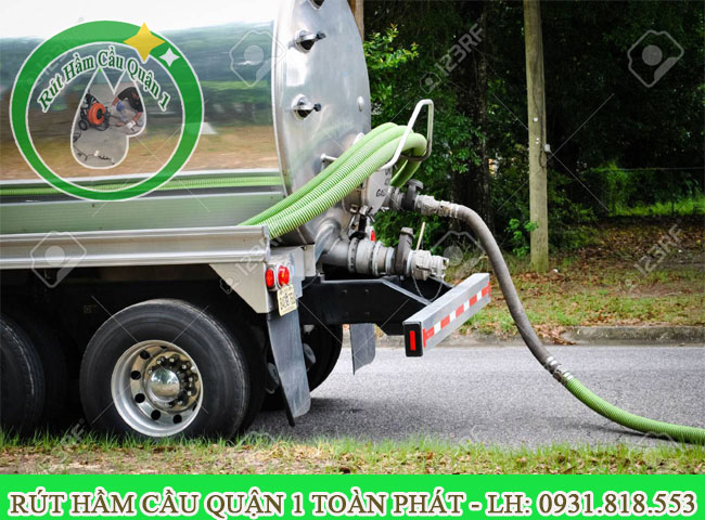 vì sao phải rút hầm cầu