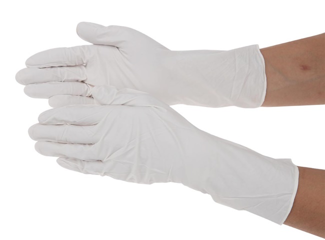 Xử l&yacute; b&agrave;n chải đ&aacute;nh răng rơi v&agrave;o bồn cầu