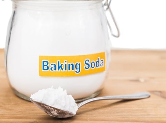 Phòng có mùi hôi xử lý bằng baking soda